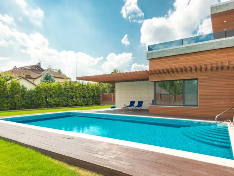 Pool pH balance