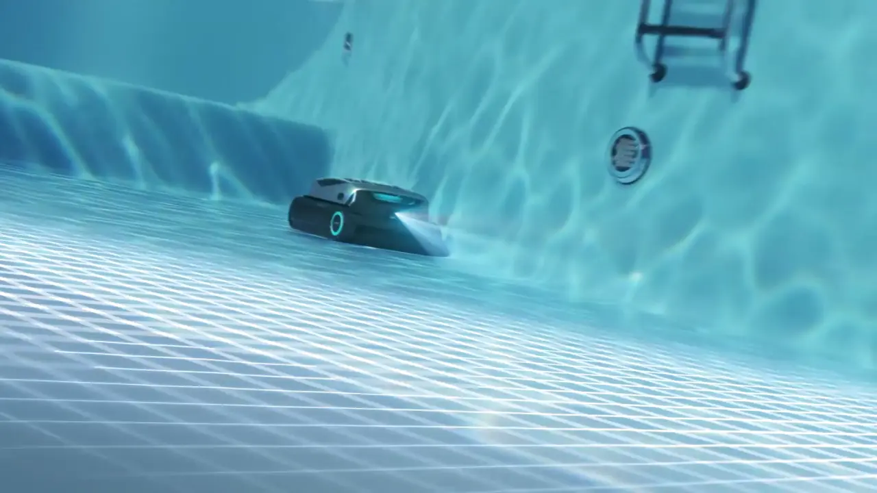 pool robot gets stuck on main drain