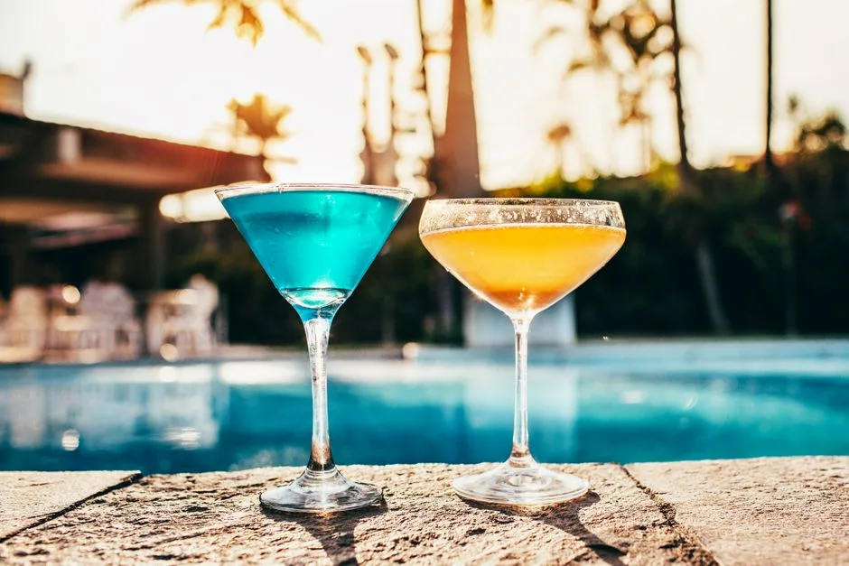 Piscine cocktail / piscine sociale