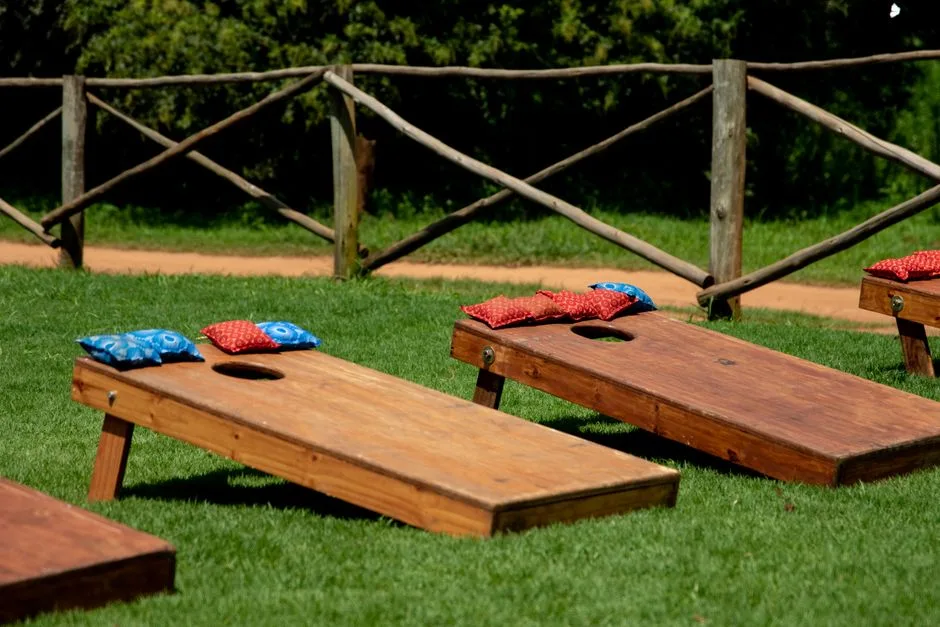 Cornhole: Tournament Setup & Poolside Adaptations