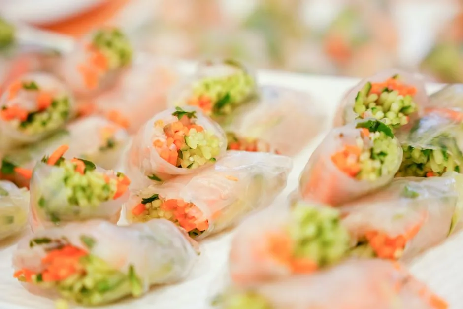 Rouleaux de Printemps Frais avec Sauces Dip