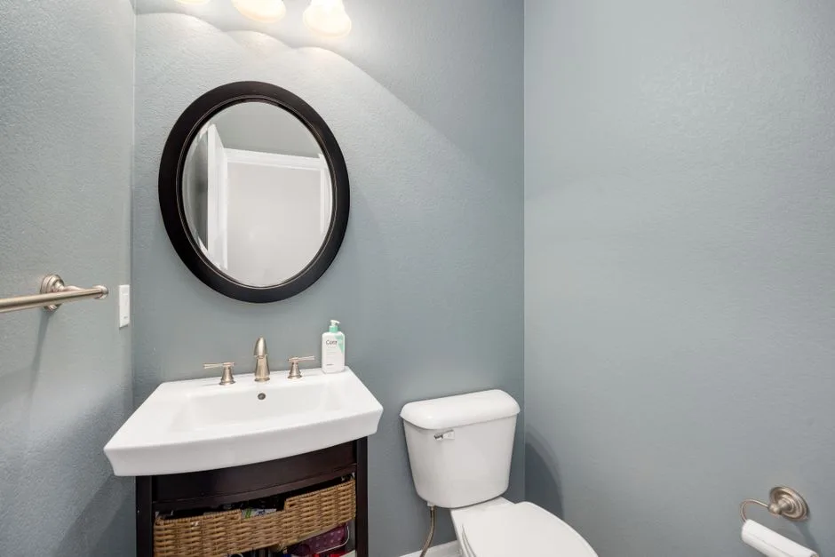 Pool House avec Toilettes et Lavabo
