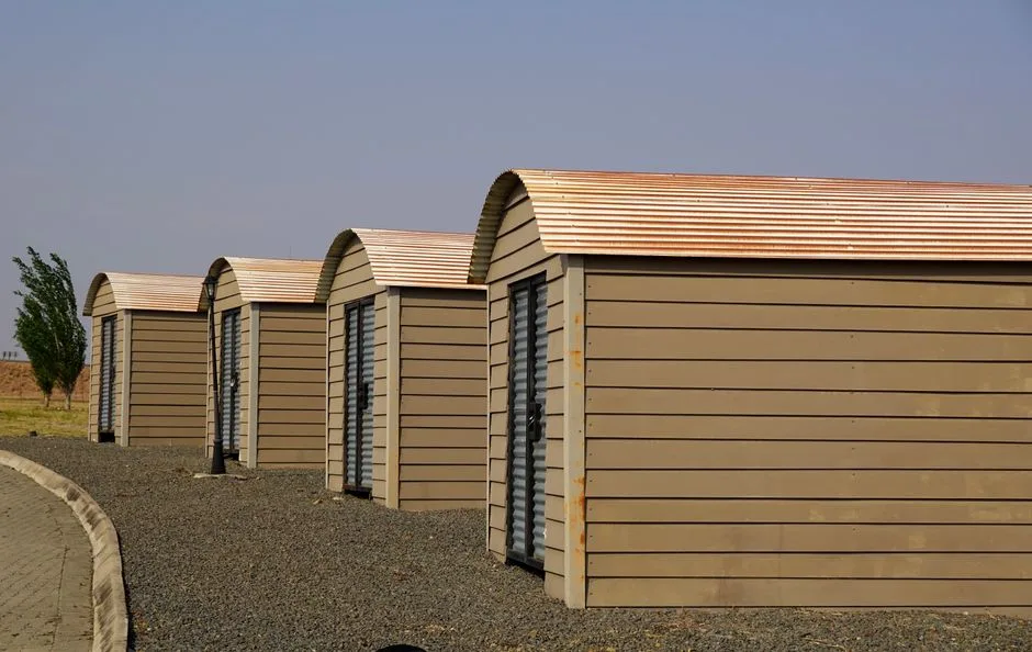 Pool House / Abri d’Équipement Intégré