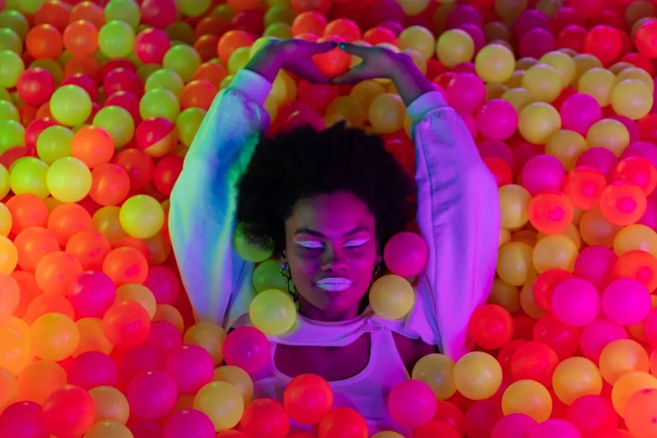 Fête de Piscine Néon / Lumière Noire