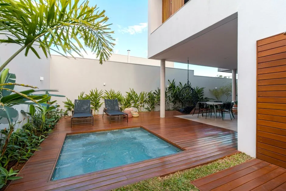 Spool (Spa + Piscine combinés)
